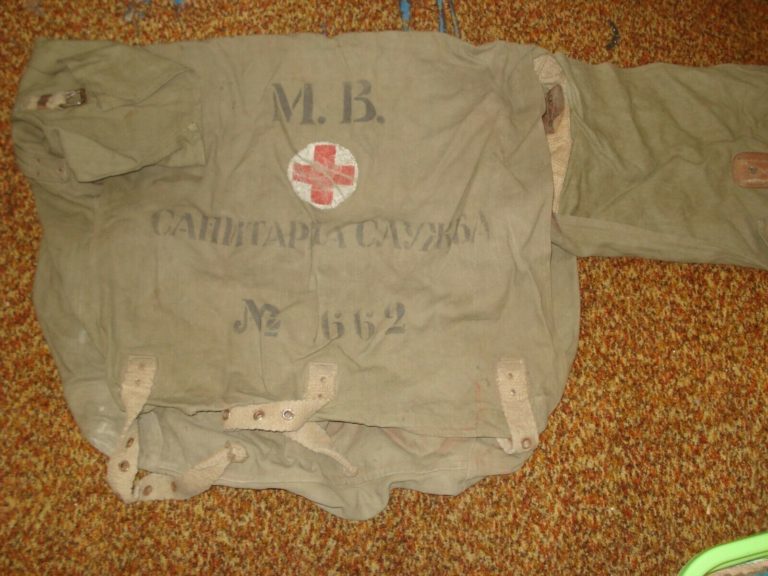 GALLERY: c1940 Canvas Medical Bag, Royal Bulgarian Army and Misc Medical Supplies